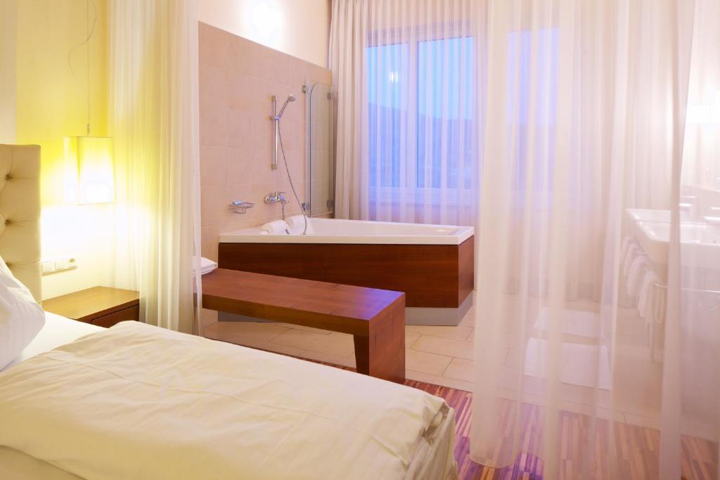 Hotel-Restaurant Allmer Weiz Room photo